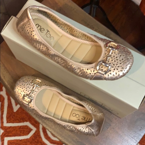 Me Too Rose Gold Lunas NWT size 4.5 - Picture 3 of 5